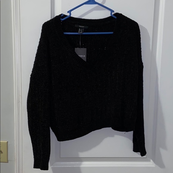 Forever 21 Sweaters - Forever 21 Sweater with tags Forever 21 Sweaters - Forever 21 Sweater with tags